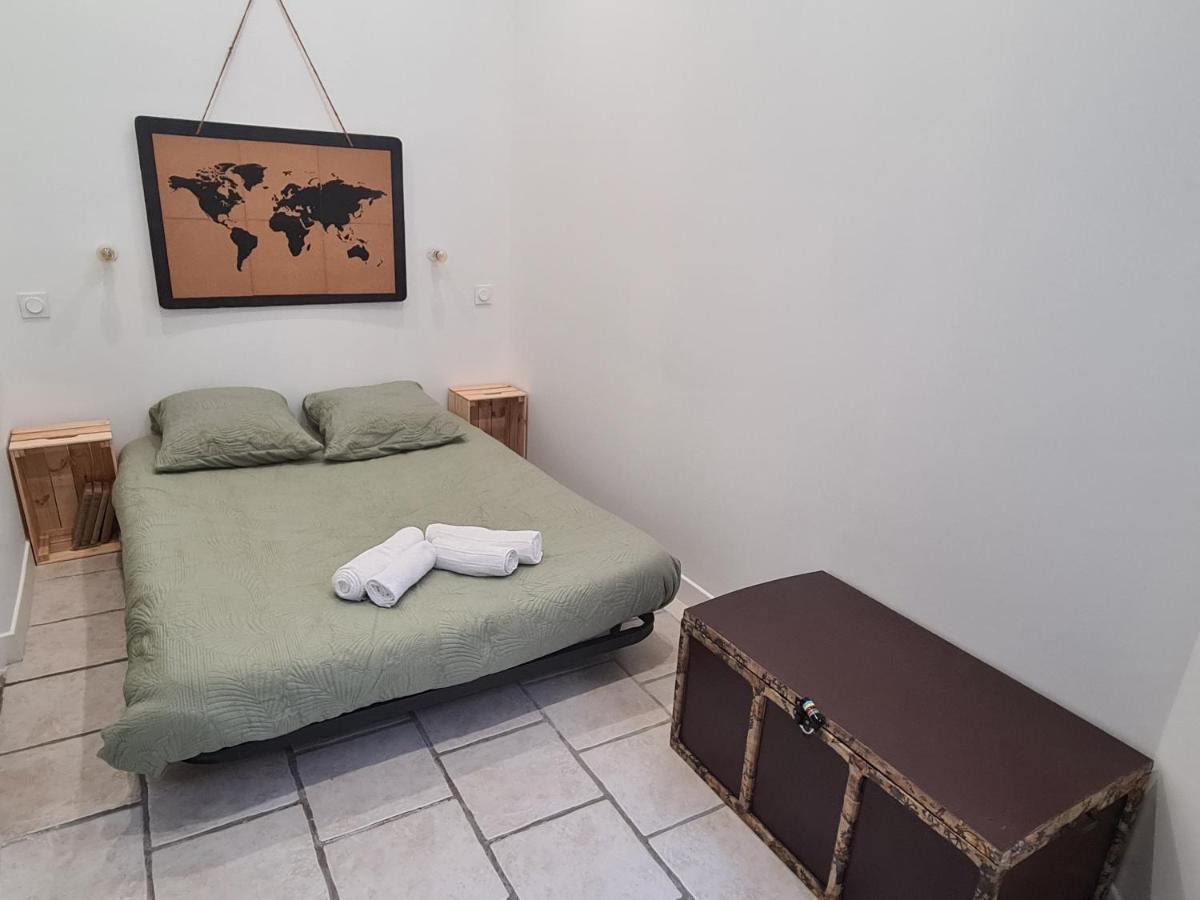 Ceci N'Est Pas Qu'Un Logement Apartment Montpellier Bagian luar foto