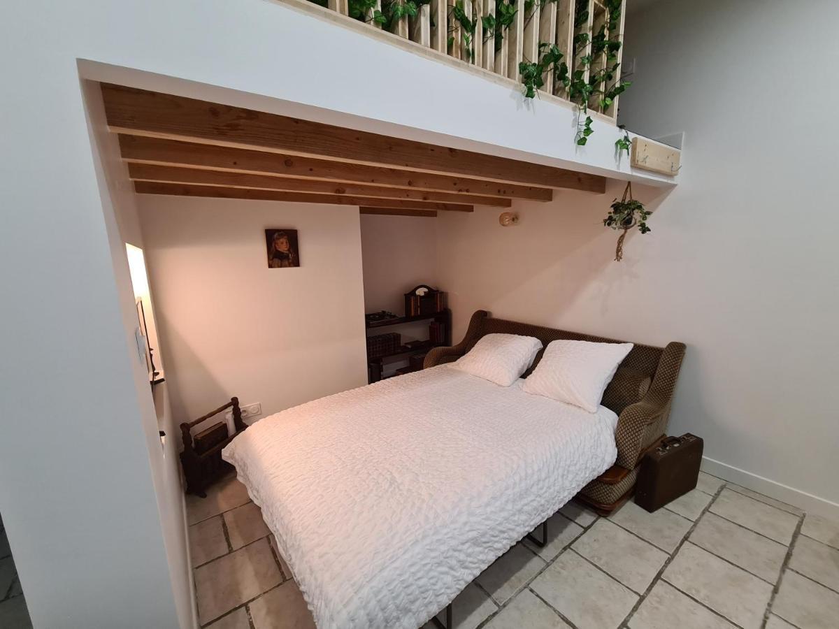 Ceci N'Est Pas Qu'Un Logement Apartment Montpellier Bagian luar foto